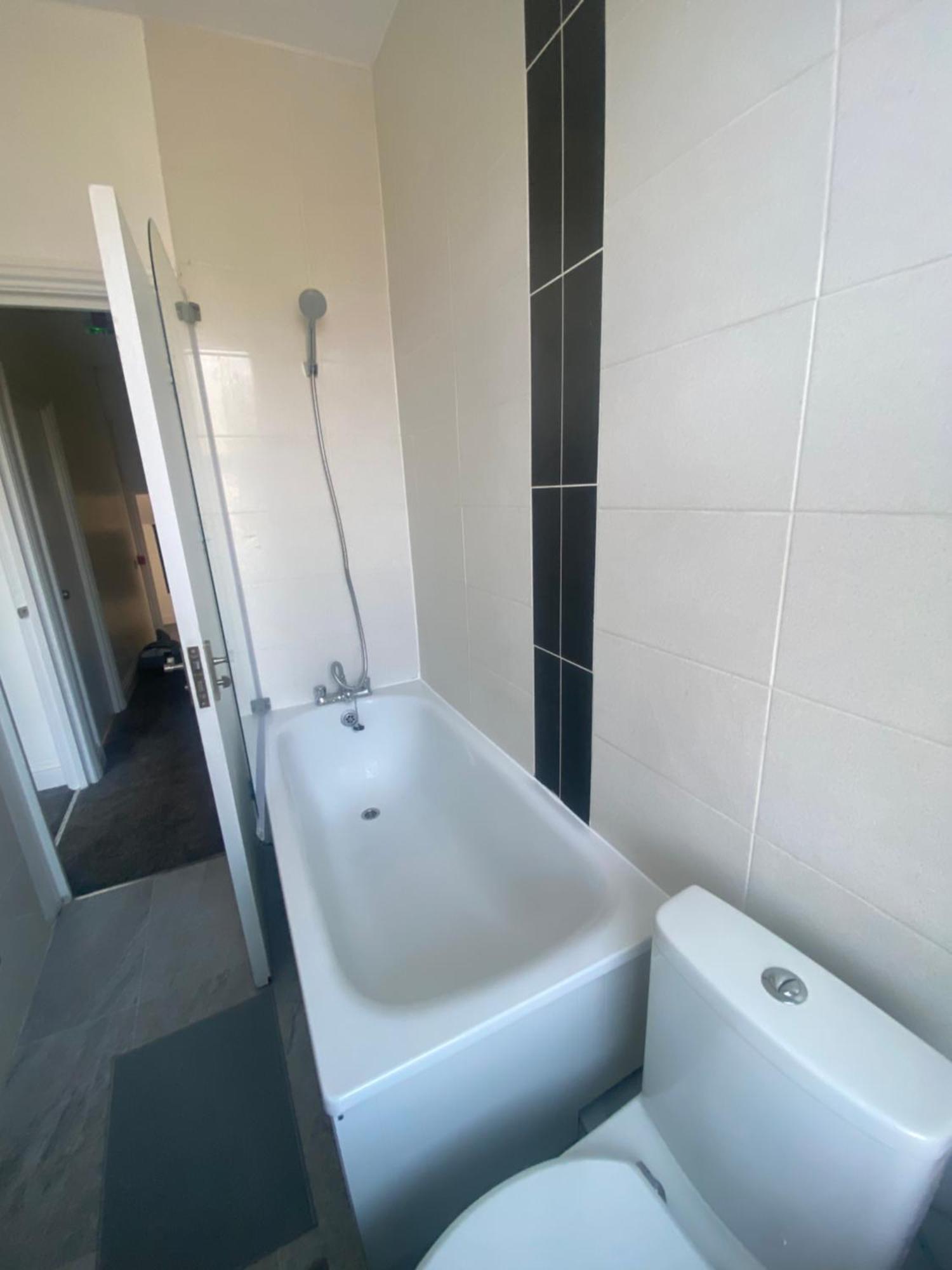 런던 Cosy House In Newham 아파트 외부 사진