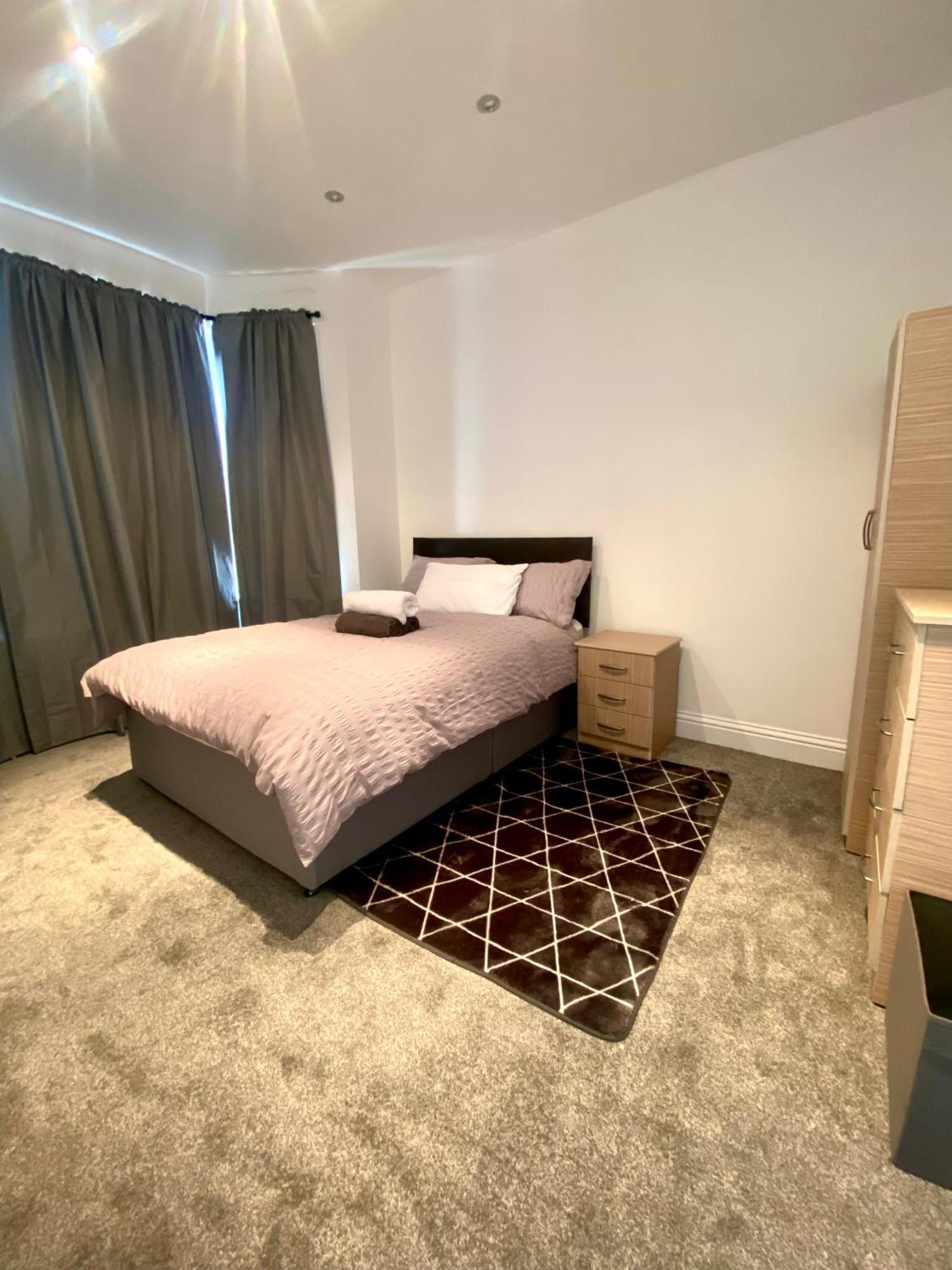 런던 Cosy House In Newham 아파트 외부 사진