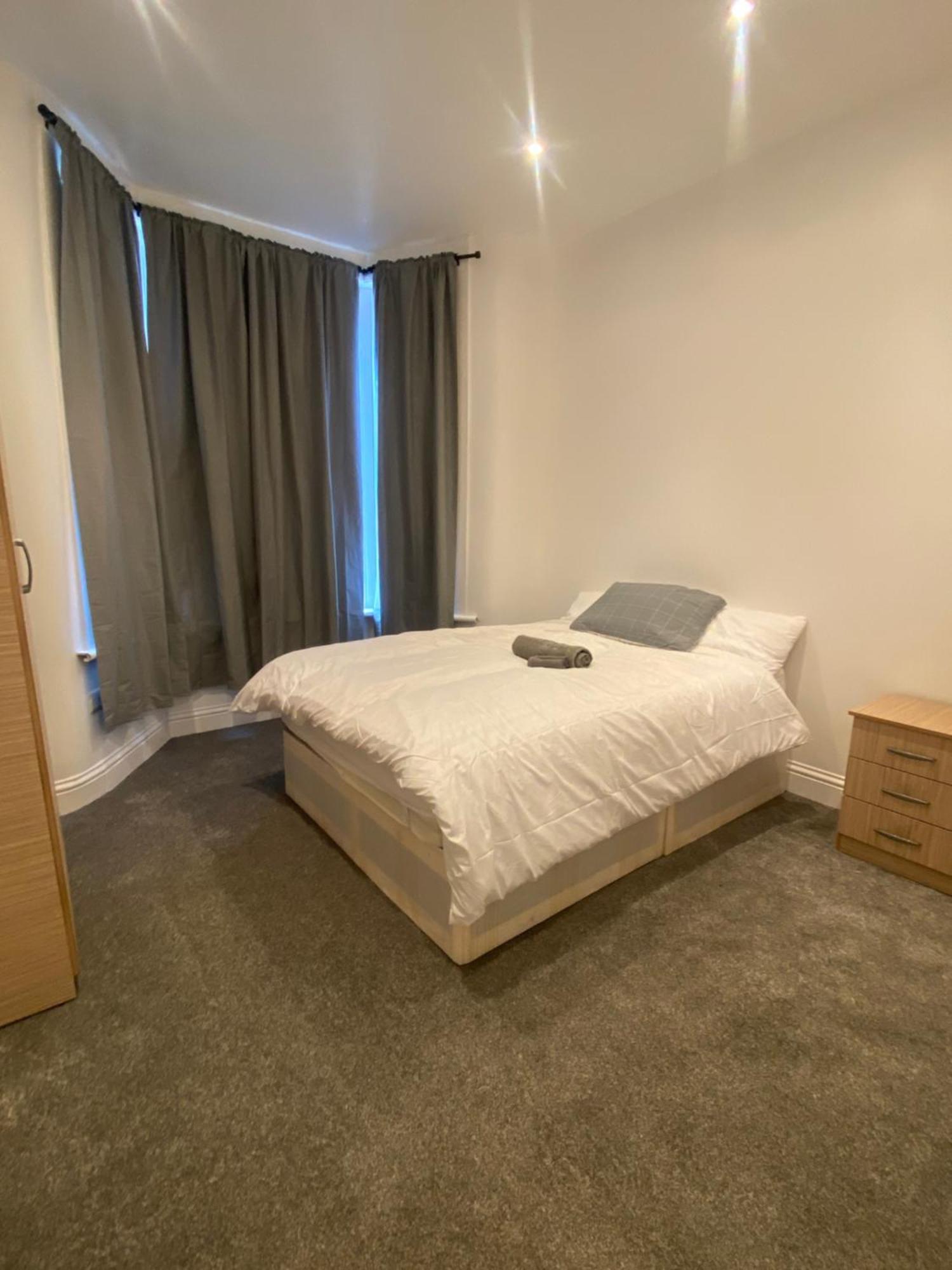 런던 Cosy House In Newham 아파트 외부 사진